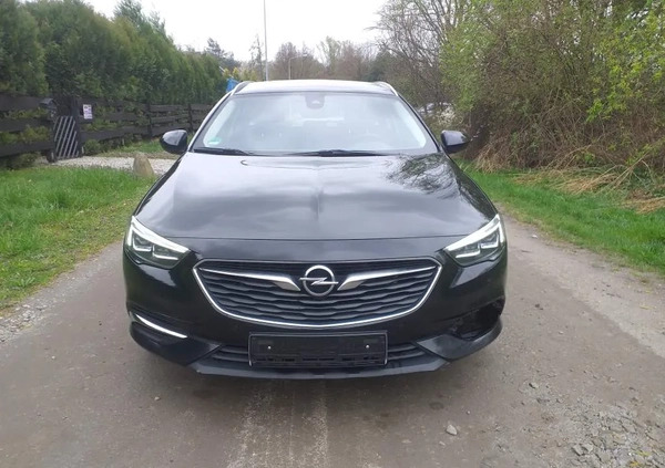 Opel Insignia cena 40900 przebieg: 223000, rok produkcji 2019 z Tyszowce małe 301